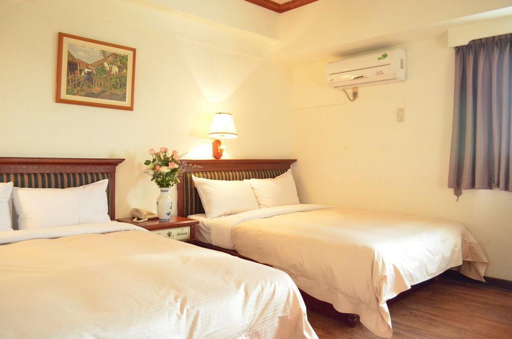 Kenting Holiday Hotel Heng-ch'un Buitenkant foto