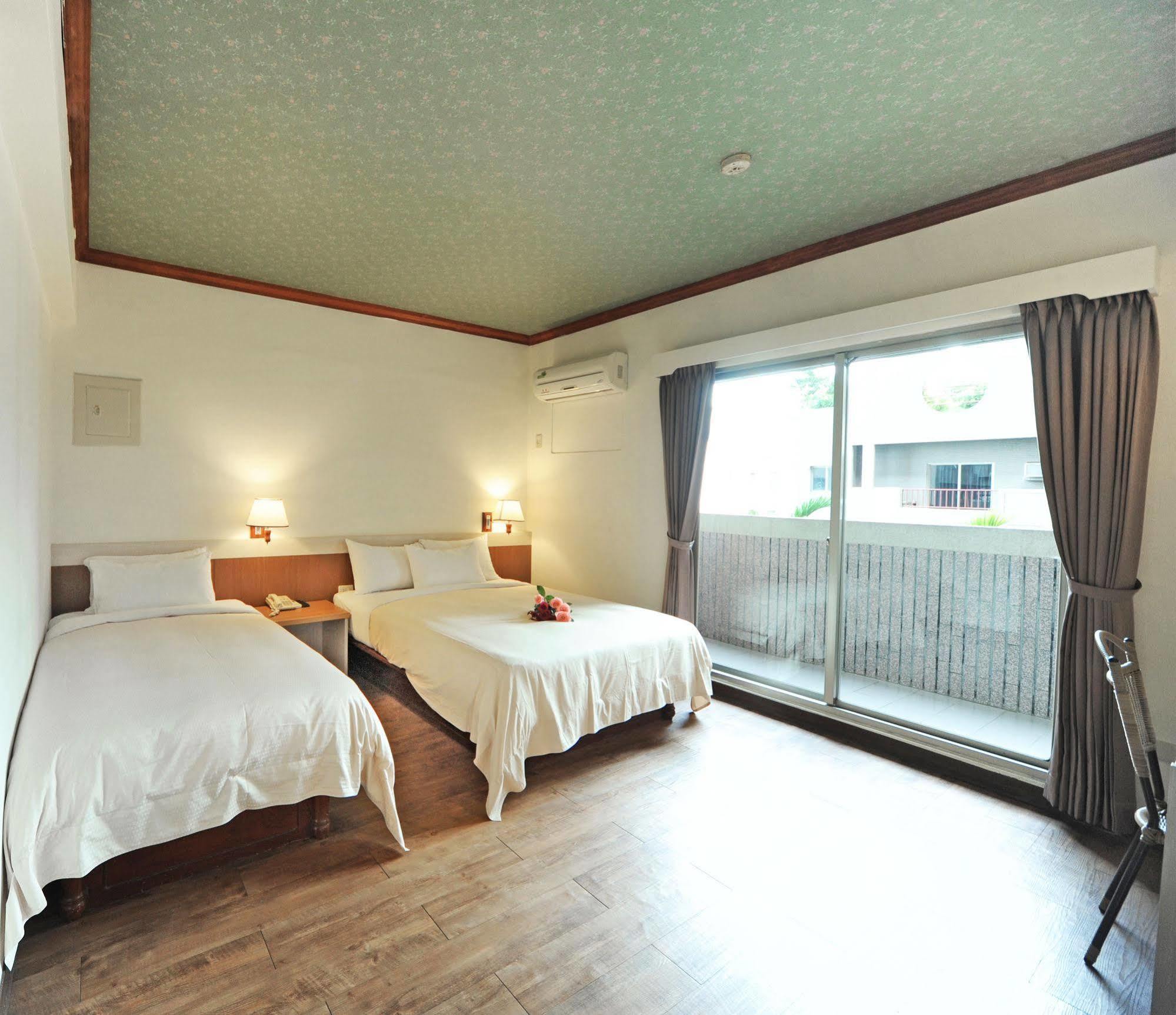 Kenting Holiday Hotel Heng-ch'un Buitenkant foto