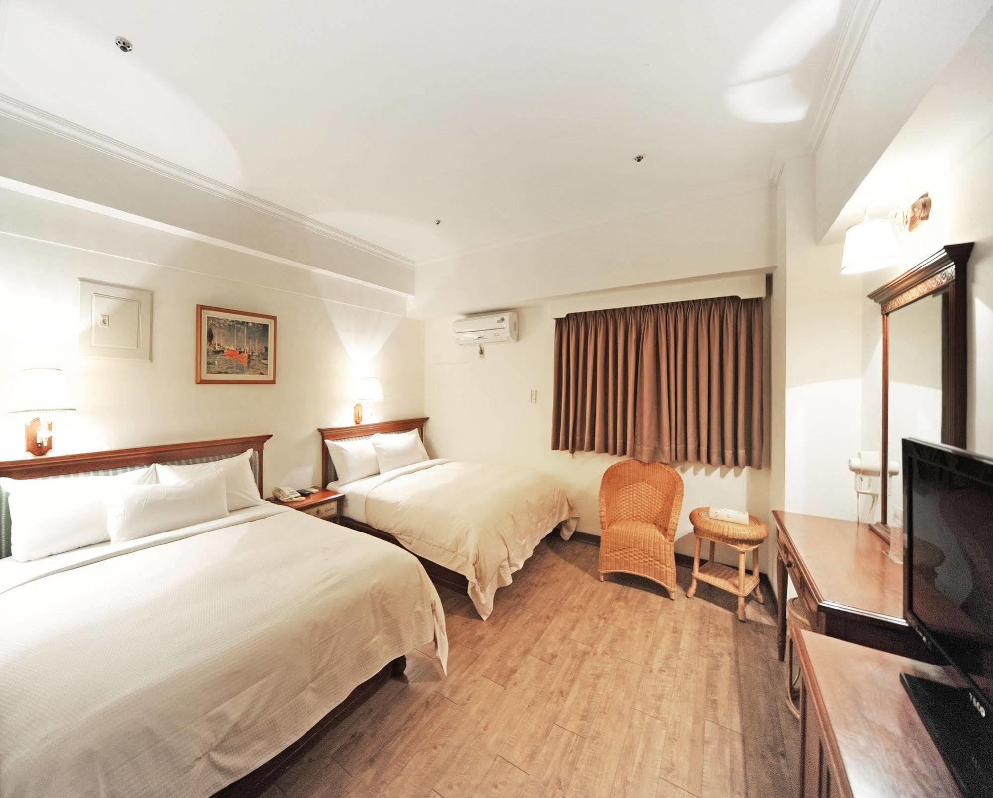 Kenting Holiday Hotel Heng-ch'un Buitenkant foto