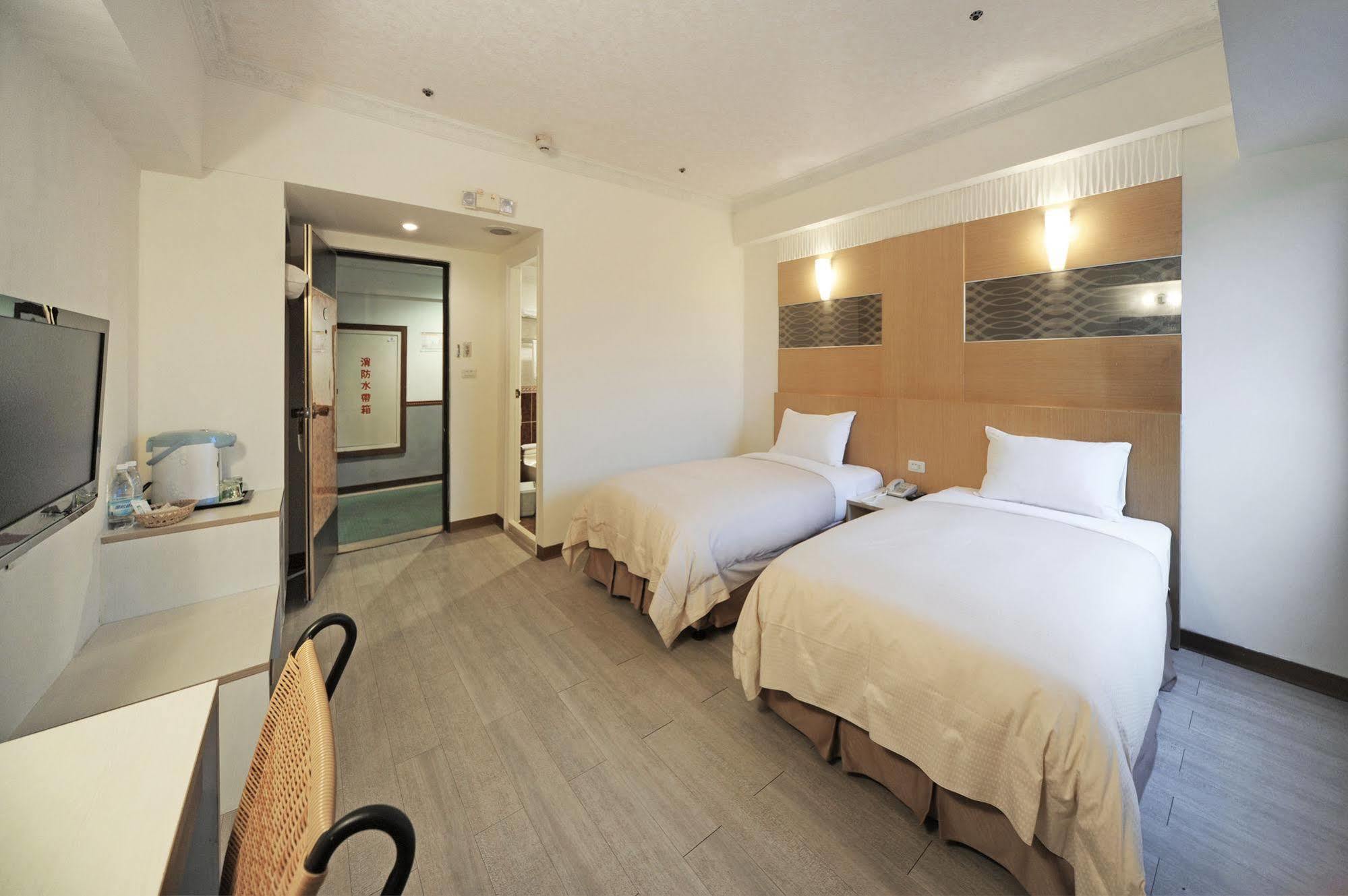 Kenting Holiday Hotel Heng-ch'un Buitenkant foto